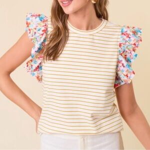 Doe & Rae Top with Contrasting Floral Print Sleeves in Honey Stripe size large